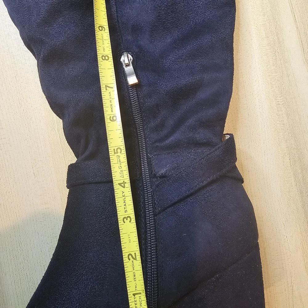 Elegant Navy Knee-High Women's Boots - Picture 5 of 8